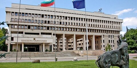 В МИД Болгарии объявили двух российских дипломатов персонами нон грата