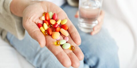 Ученые узнали о способности витамина D снижать риск смерти от COVID-19