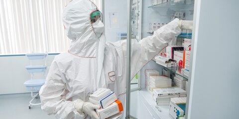 Кабмин выделил регионам более 5 млрд руб на лекарства для больных COVID-19