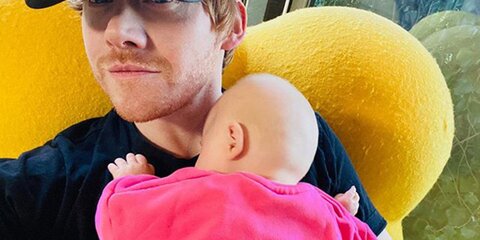Руперт Гринт завел Instagram и показал фотографию с дочкой