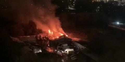 Пожар в ангаре на северо-востоке Москвы потушен