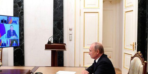 Путин посоветовал чиновникам в Сибири носить шапки