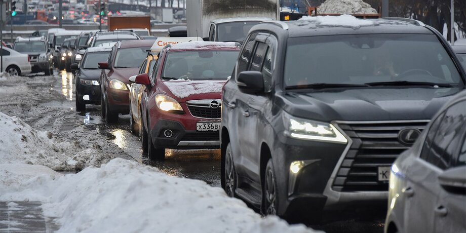 Автоэксперты рассказали, как сохранить автомобиль чистым в слякоть – Москва 24
