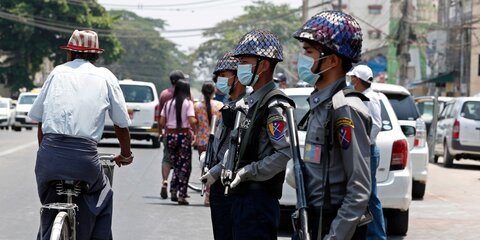 В Мьянме военные задержали президента и объявили ЧП