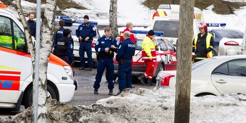 В Лапландии частично погребены под снежной лавиной два человека