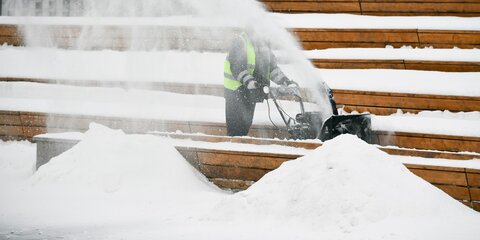 Более одного метра снега выпало в столице с начала зимы
