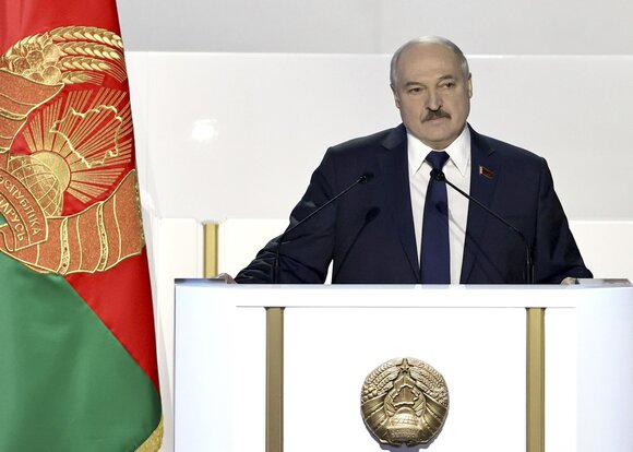 Лукашенко назвал условия своего ухода из власти