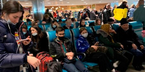 В Домодедово прокомментировали сообщения об очередях в аэропорту