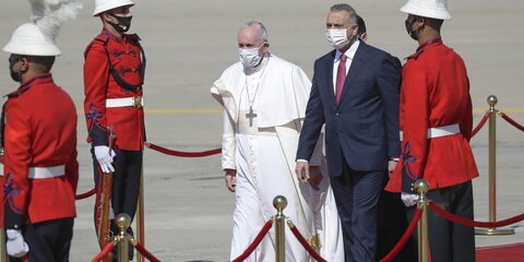 Папа Римский Франциск прибыл с апостольским визитом в Ирак