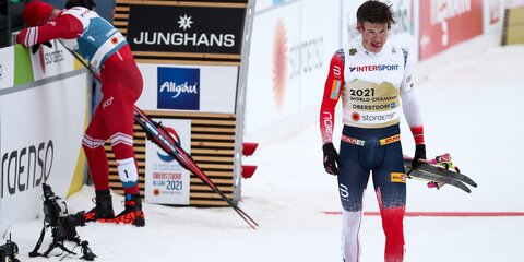 Большунов получил серебро лыжного марафона на ЧМ в Германии после дисквалификации Клебо