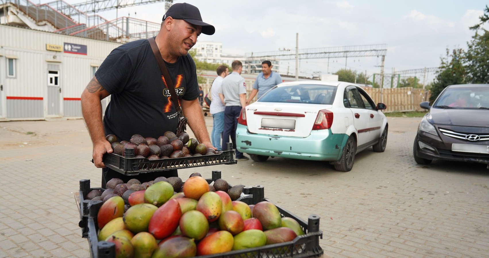 Врач объяснила, почему покупать продукты с рук смертельно опасно – Москва  24, 26.07.2023