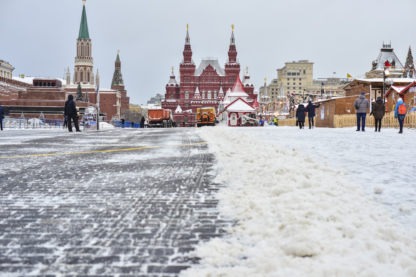 фото города москвы зимой
