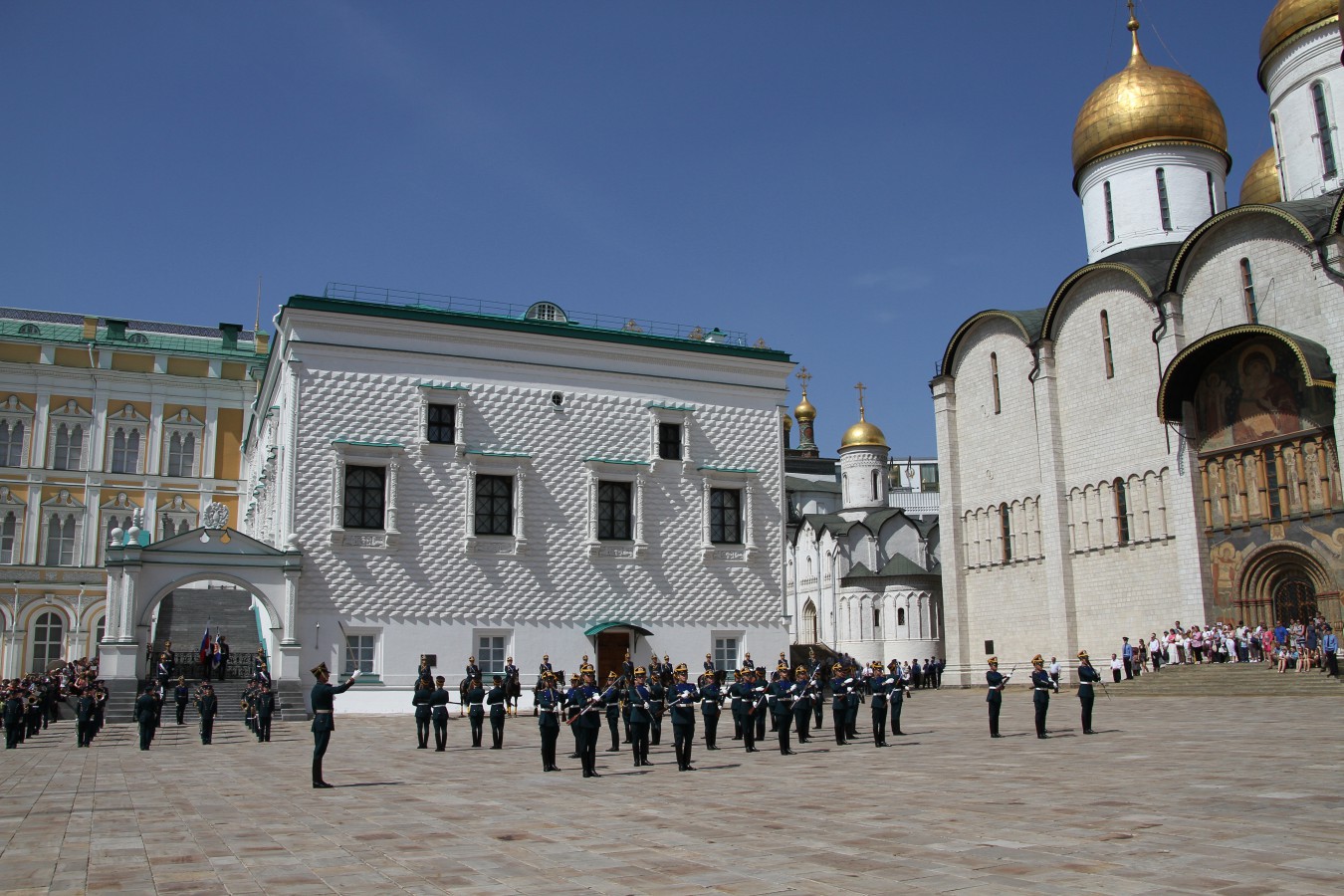 ивановская площадь московского кремля