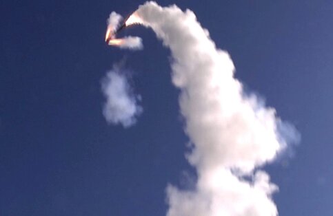 Сирийские войска завершают окружение 1,5 тыс. боевиков ИГ, вторгшихся из Ирака