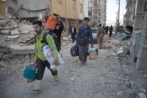 МЧС РФ предложило помощь Ирану и Ираку после разрушительного землетрясения