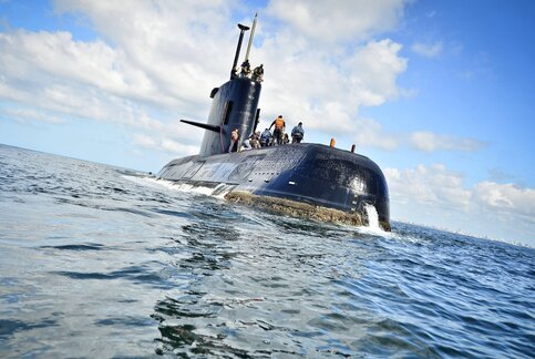 ВМС Аргентины: У экипажа пропавшей подлодки кончается кислород